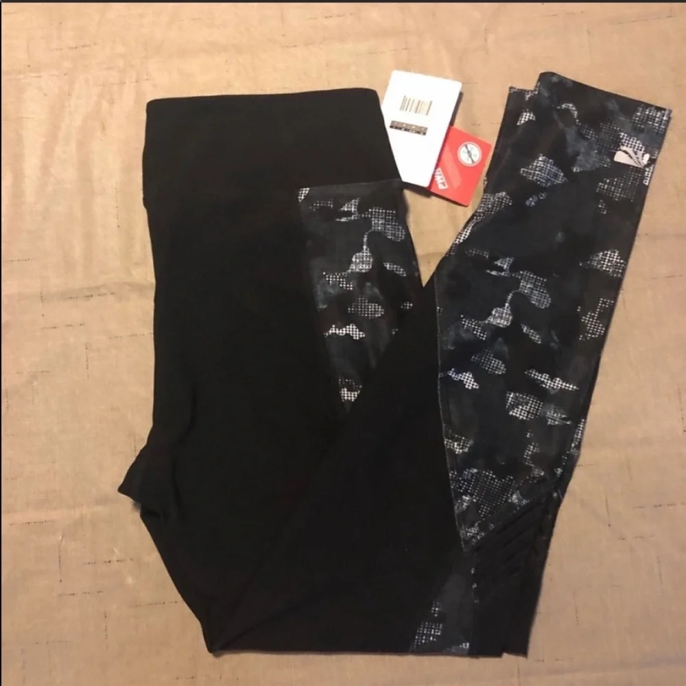 Marika Jordan Evade Active Workout Leggings Size Large NEW